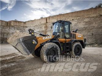 CASE 651 G Incarcator pe pneuri