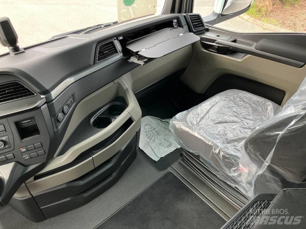 MAN TGX 26.520 Camion cu carlig de ridicare