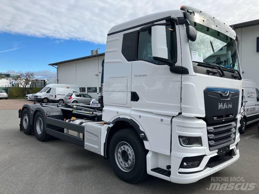 MAN TGX 26.520 Camion cu carlig de ridicare