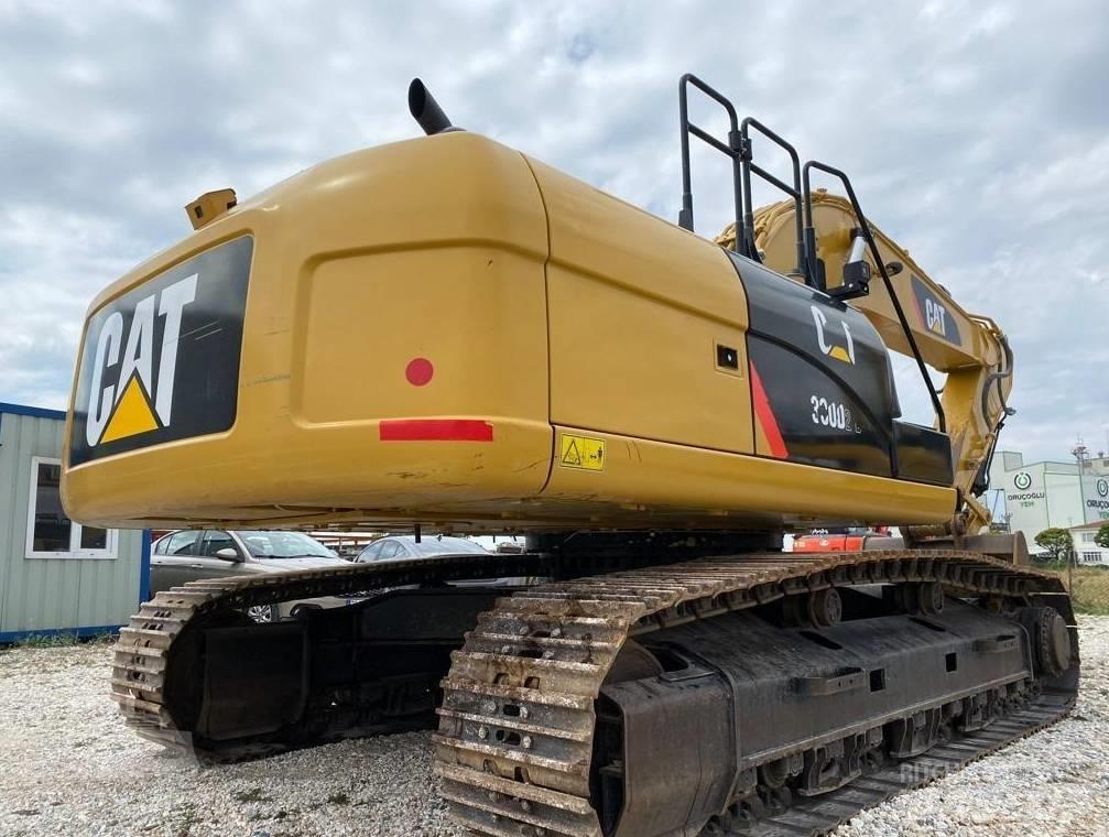 CAT 330D2L Excavatoare pe șenile
