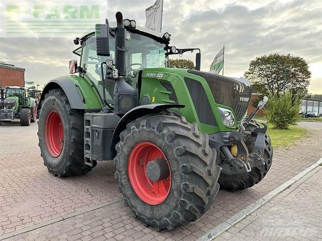 Fendt 828 vario s4 Tractoare