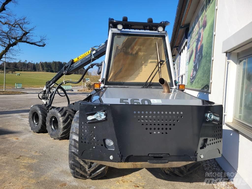 Malwa 560 4 C Combine forestiere