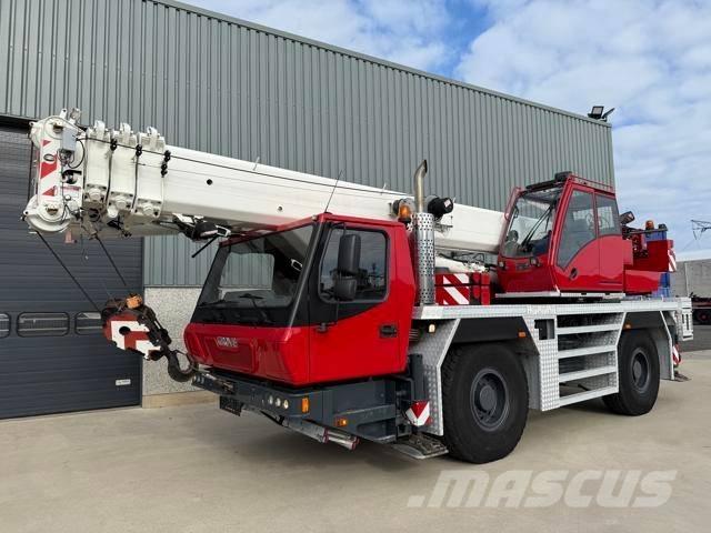 Grove GMK 2035 E Macara pentru orice teren