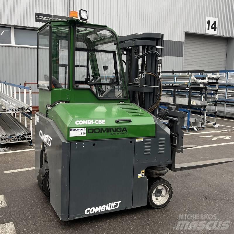 Combilift CBE 2500 Stivuitoare cu patru brate