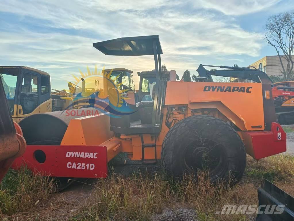 Dynapac CA 251 D Compactoare monocilindrice