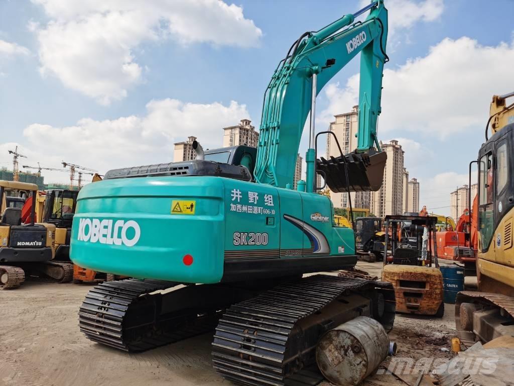 Kobelco SK 200 Excavatoare pe șenile
