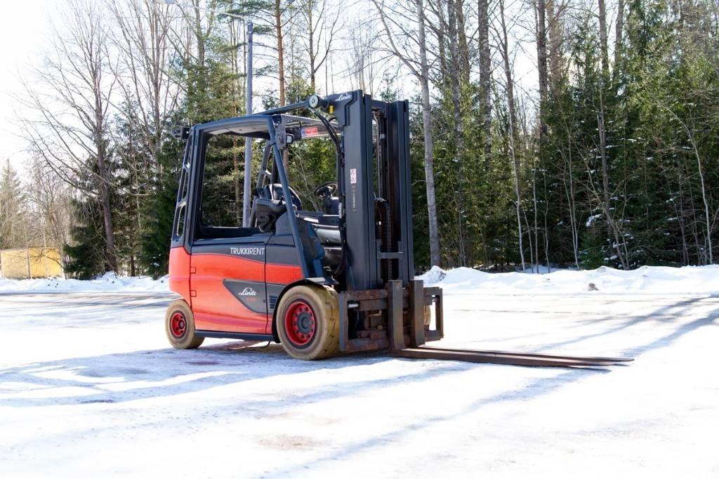 Linde E50 Stivuitor electric