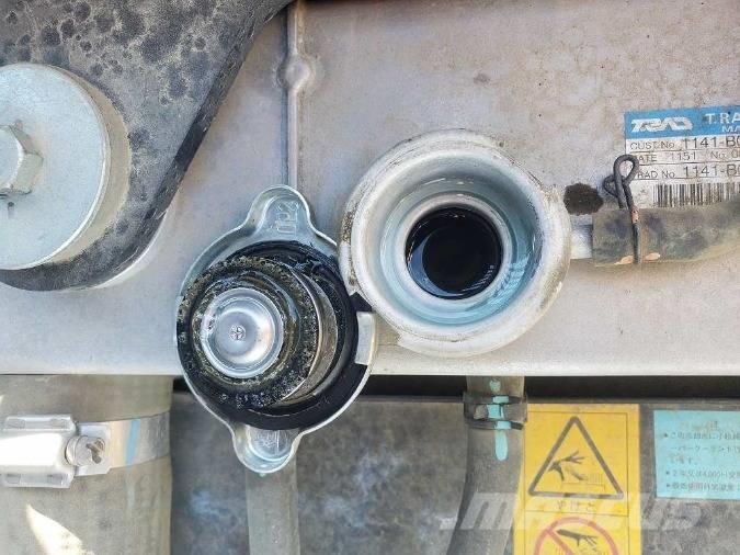 Komatsu PC 200 Excavatoare pe șenile
