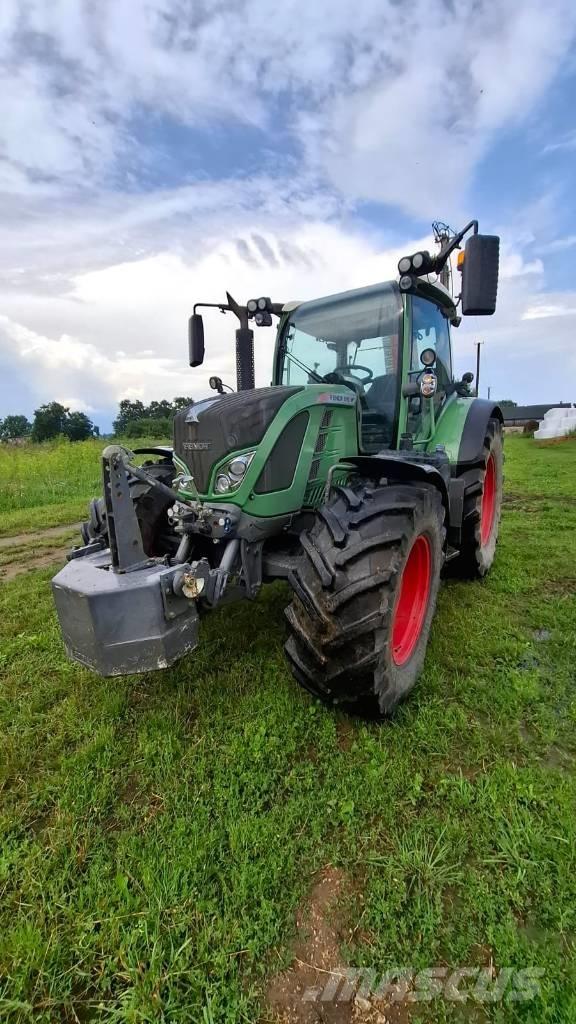 Fendt 516 Vario Tractoare