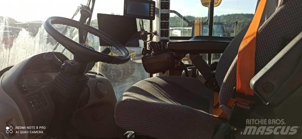 Volvo L 120 H Incarcator pe pneuri