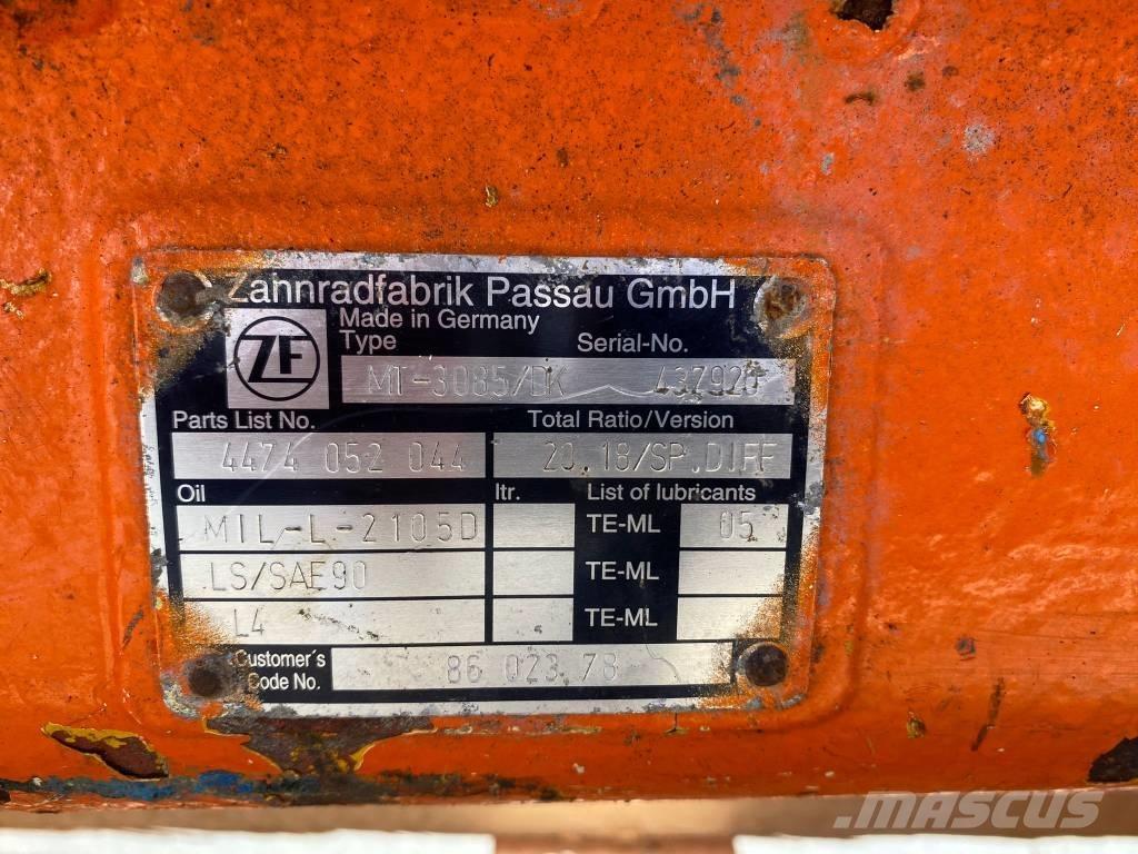 ZF MT-3085/DK Axe