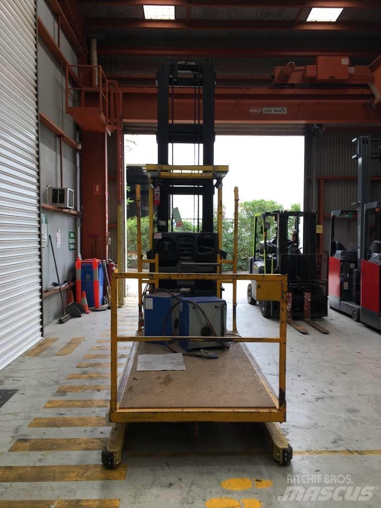 Hyster R30XMF2 Stivuitoare pentru comisionare(logistica)