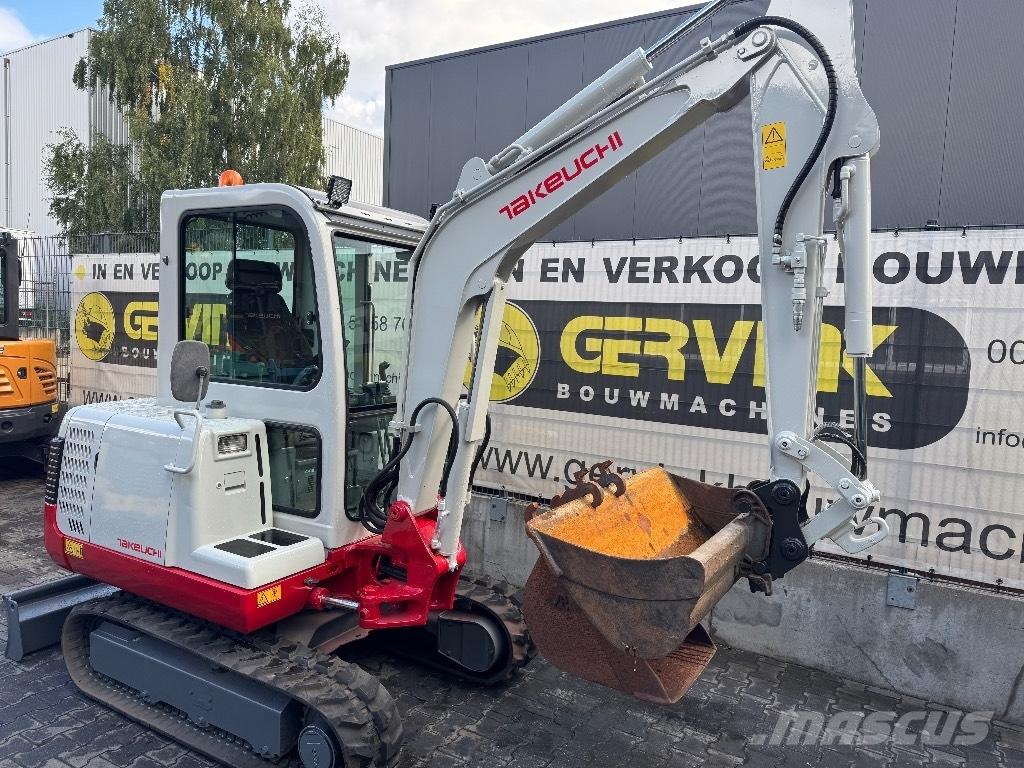 Takeuchi TB125 Mini excavatoare < 7t