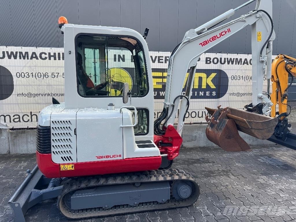 Takeuchi TB125 Mini excavatoare < 7t