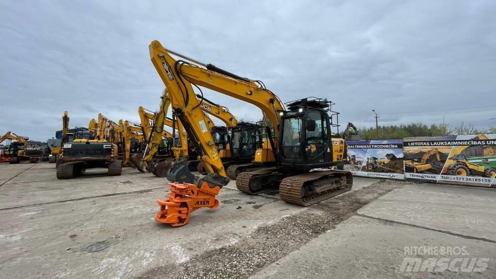 JCB JS 145 LC Excavatoare pe șenile
