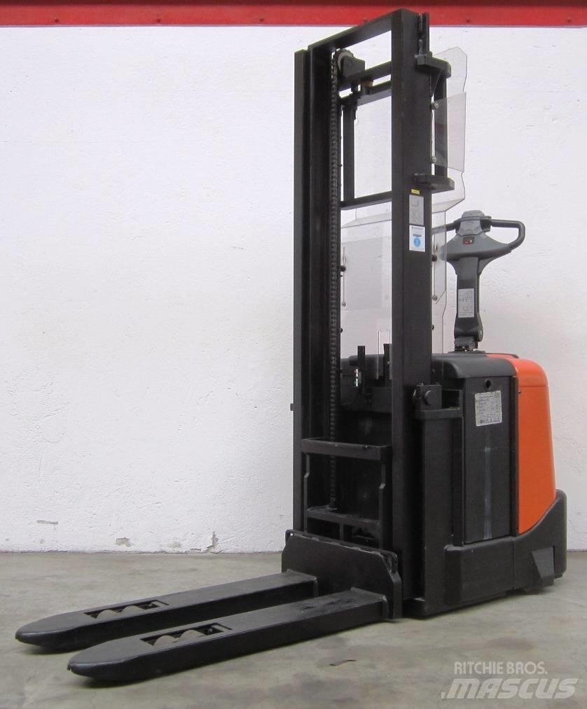 BT SPE 200 Transpaleta manuala