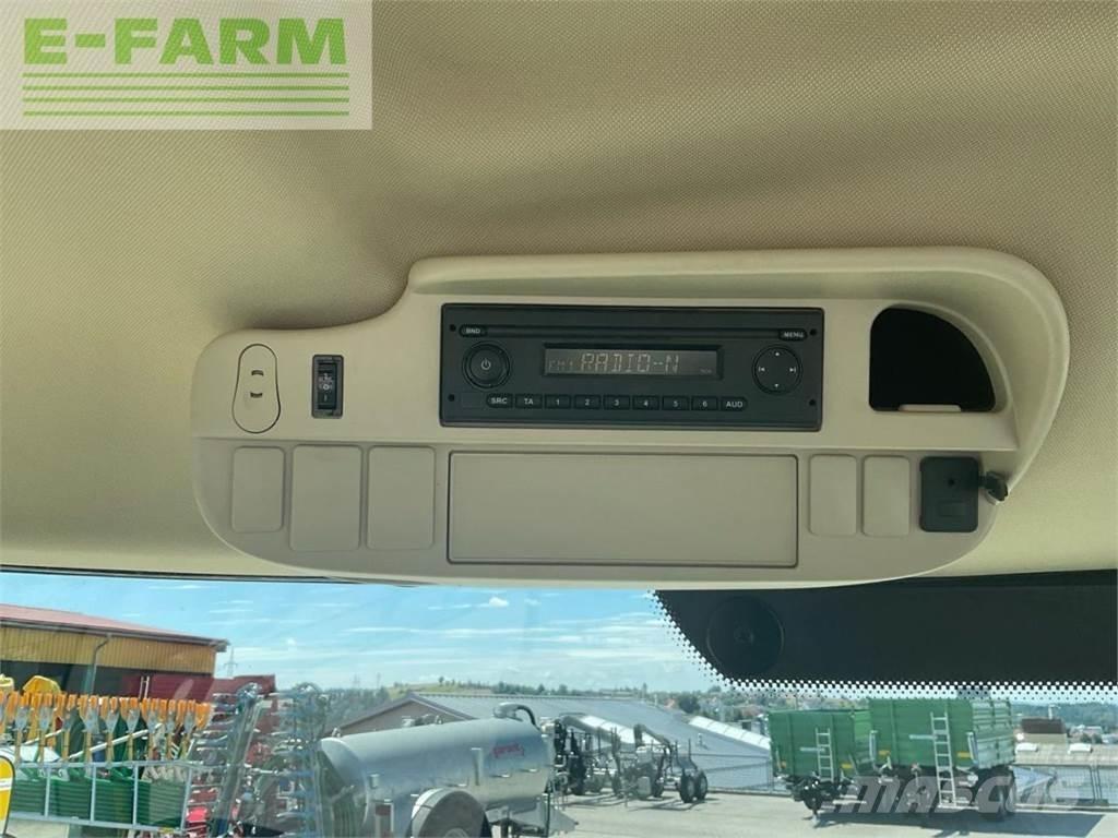John Deere 6110R Tractoare