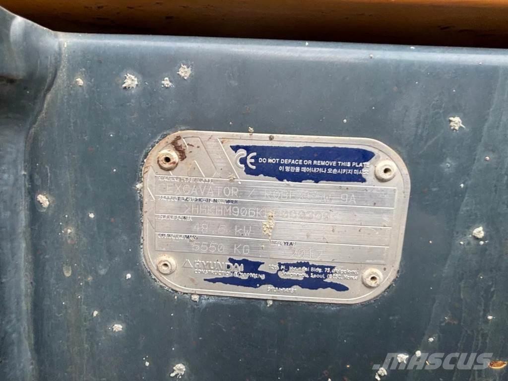 Hyundai R55W-9A Excavatoare cu roti