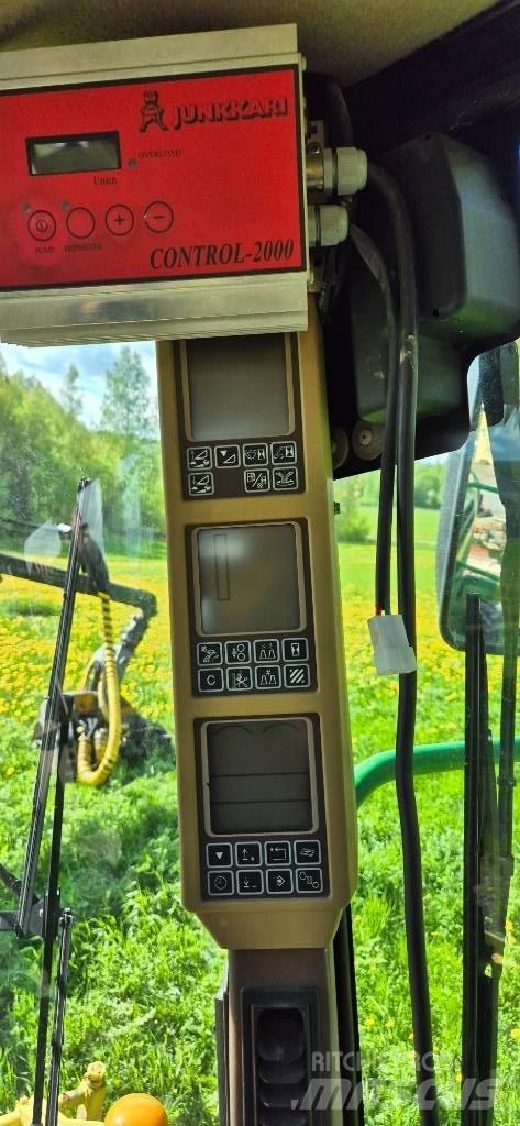 John Deere 7300 Forajere cu autopropulsare