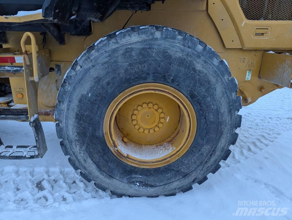 CAT 930 K Incarcator pe pneuri
