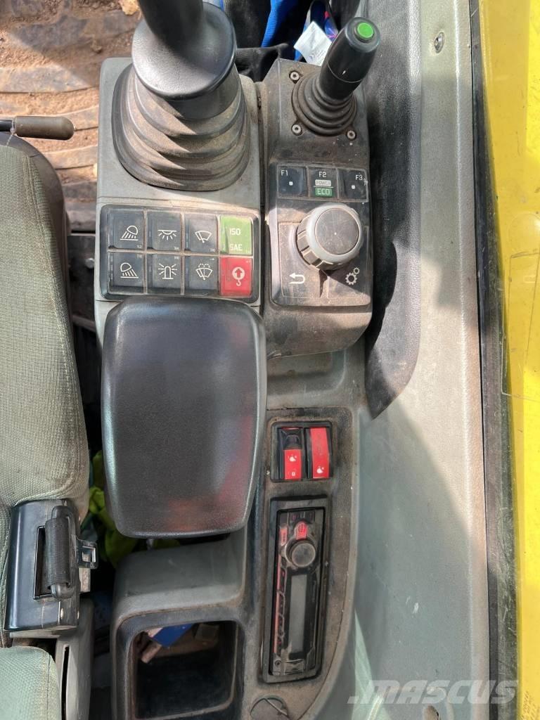 Neuson EZ 80 Excavatoare 7t - 12t