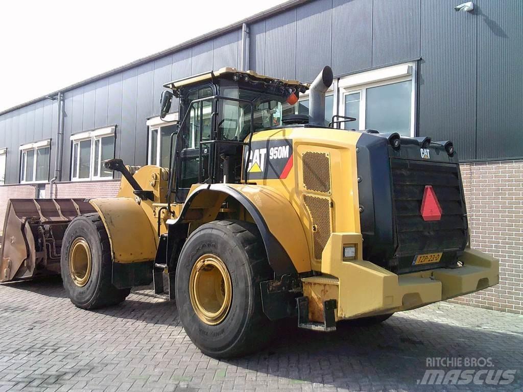 CAT 950M Incarcator pe pneuri