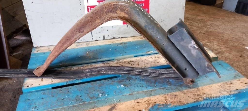 DAF XF 105.   1673126 Sasiuri si suspensii