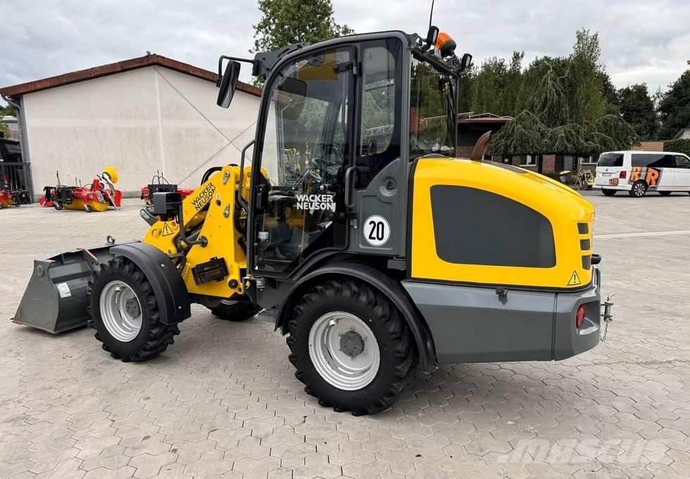 Wacker Neuson WL 34 Incarcator pe pneuri