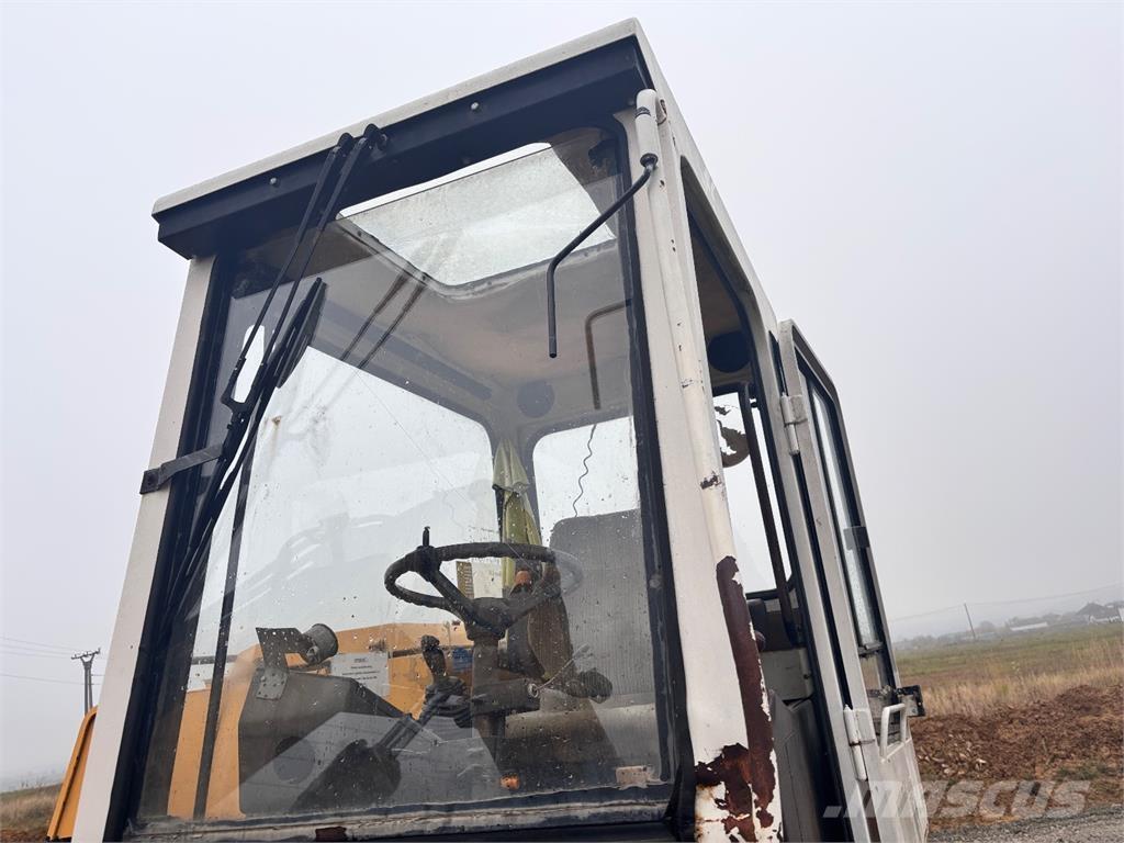 Liebherr A 310 B Utilaje construcții - Altele