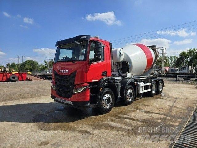 Iveco X-Way 420 Betoniera