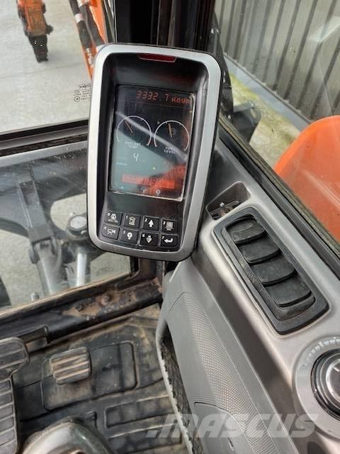 Doosan 85 Excavatoare 7t - 12t