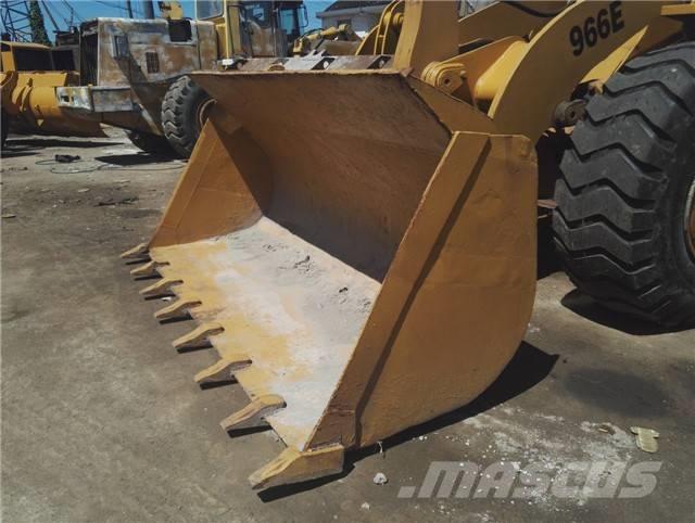 CAT 966 E Incarcator pe pneuri