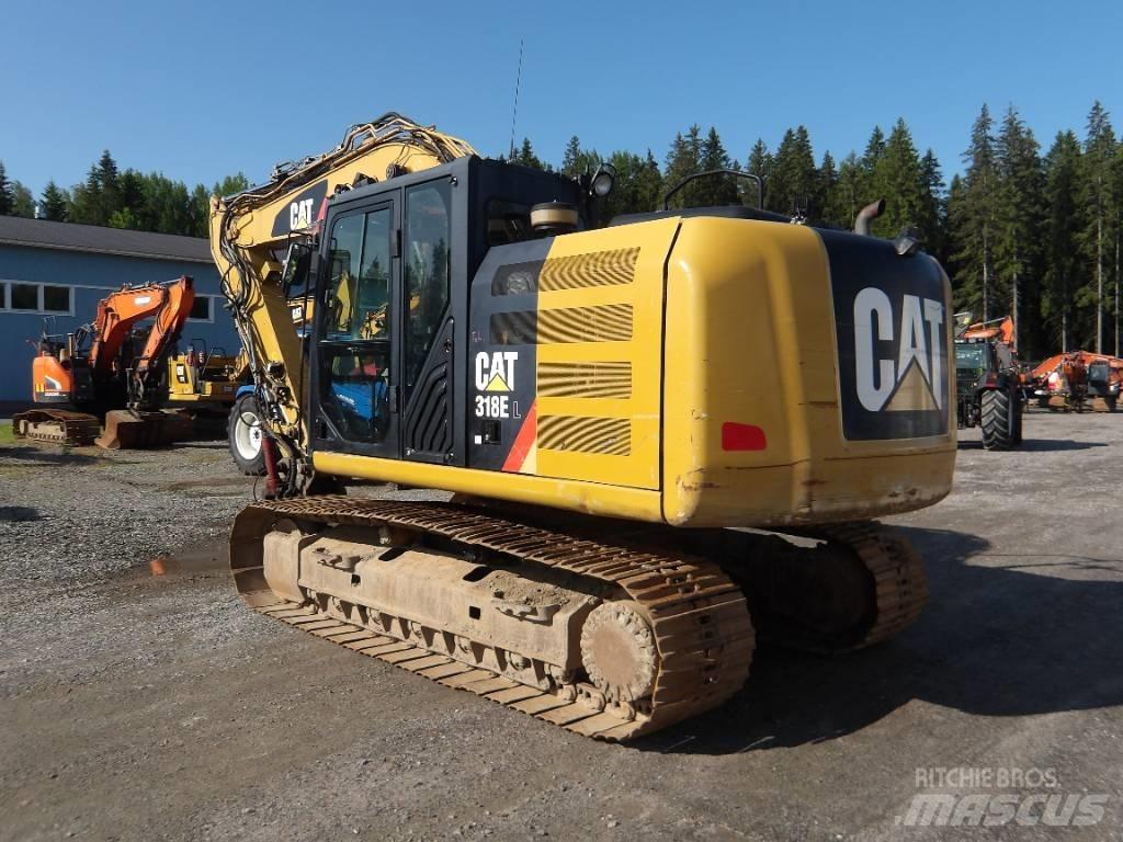 CAT 318 E L Excavatoare pe șenile
