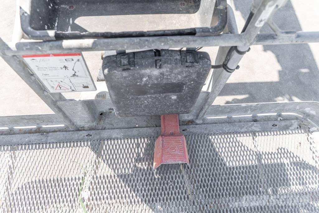 Manitou 180 ATJ Nacele cu brat articulat