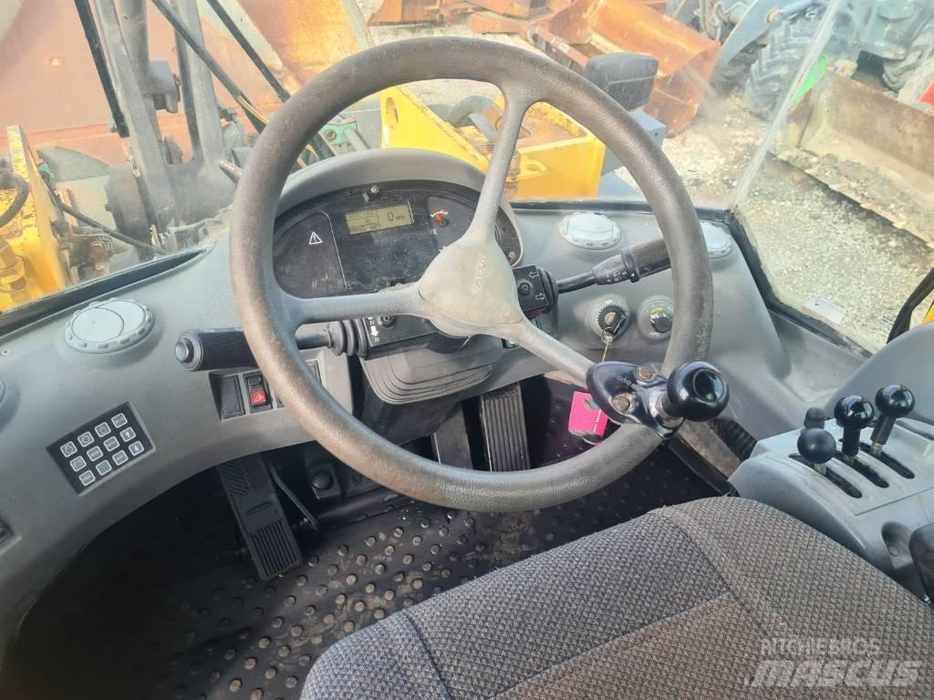 Volvo L 120 E Incarcator pe pneuri