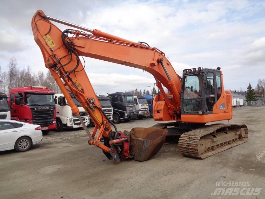 Doosan 235 LCR Excavatoare pe șenile
