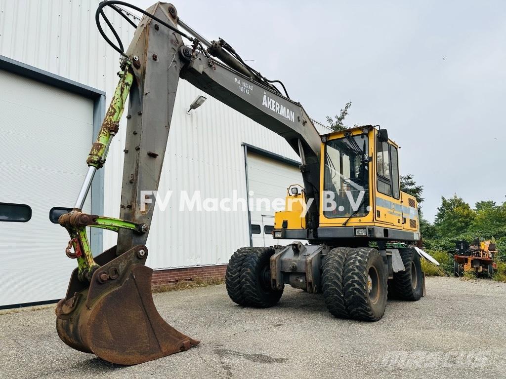Volvo Åkerman EW150C Excavatoare cu roti