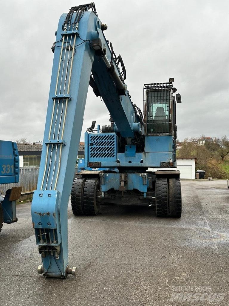 Fuchs MHL 474 Paleta de manipulare
