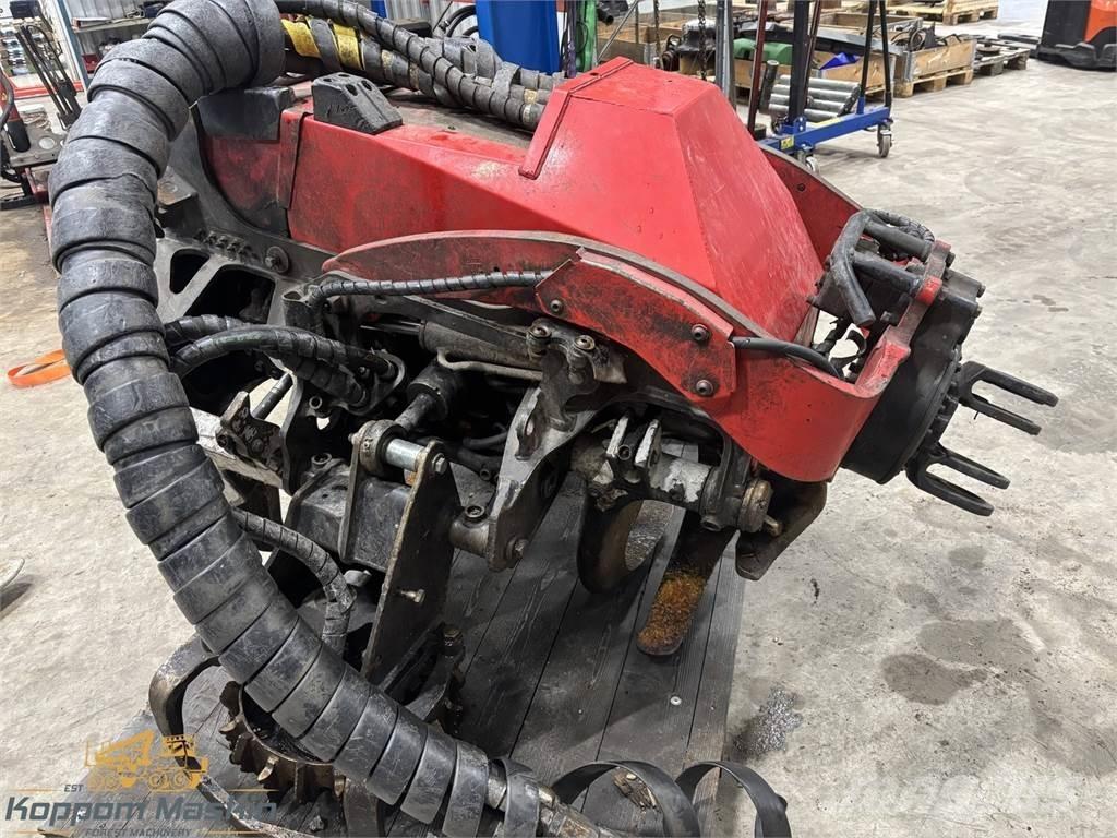 Komatsu C144 Capete pentru culegatoare