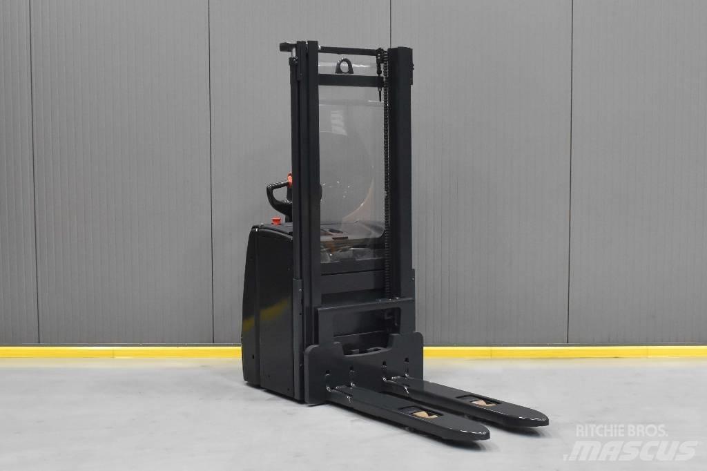 Linde L 14 Transpaleta manuala