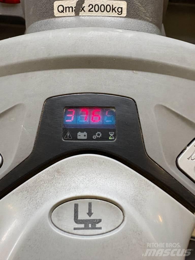 Cesab P 320 Transpaleta cu platforma
