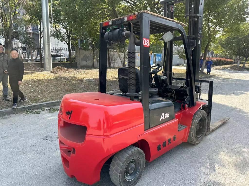 Hangcha A38 Stivuitor diesel