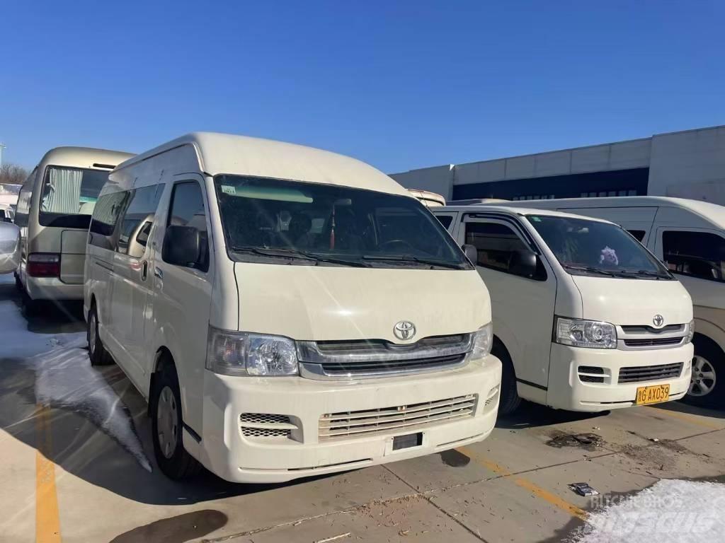 Toyota Hiace Autobuze intercity