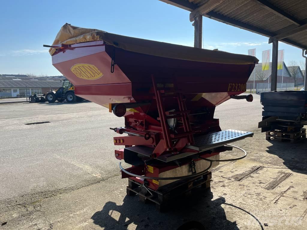 Bredal F2 3200 Distribuitoare de ingrasamant