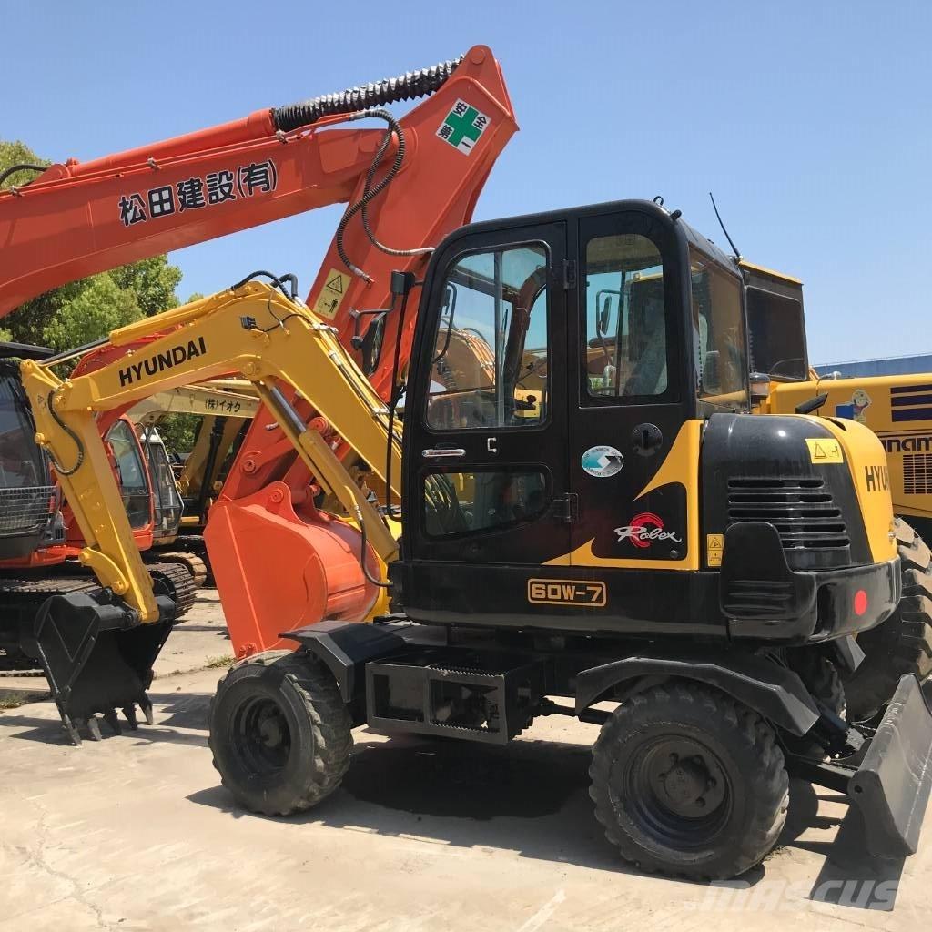 Hyundai 60 W Mini excavatoare < 7t
