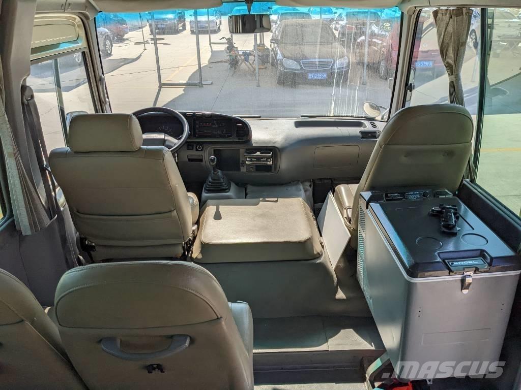 Toyota Coaster Bus Mini autobuze