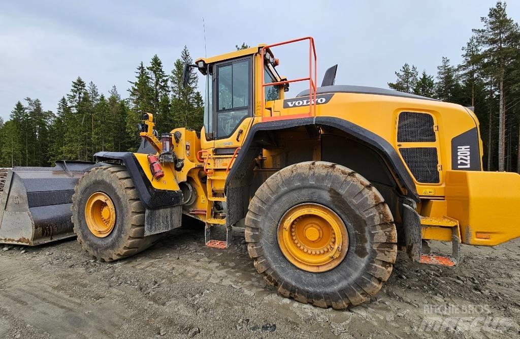 Volvo L 220 H Incarcator pe pneuri