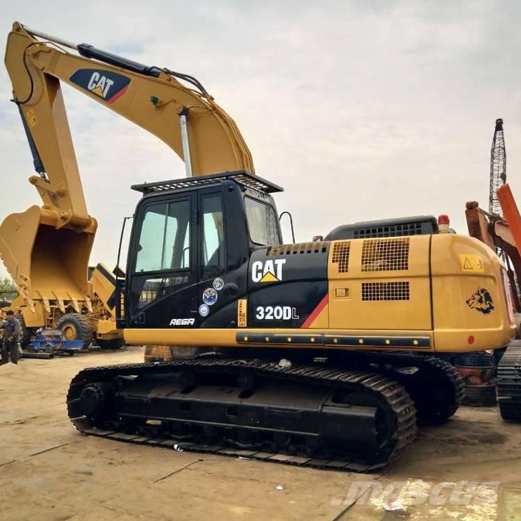 CAT 320D Excavatoare pe șenile
