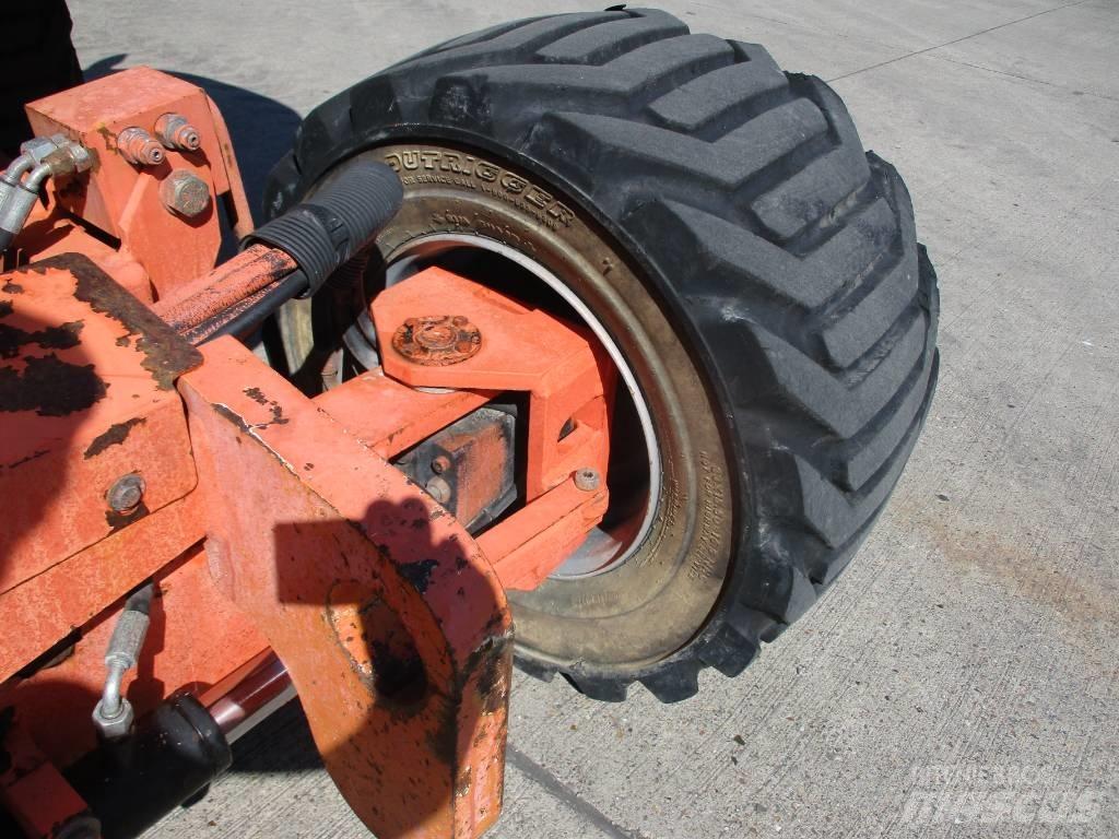 JLG 450 AJ (895) Nacele compacte autopropulsante