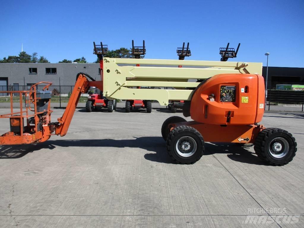 JLG 450 AJ (895) Nacele compacte autopropulsante